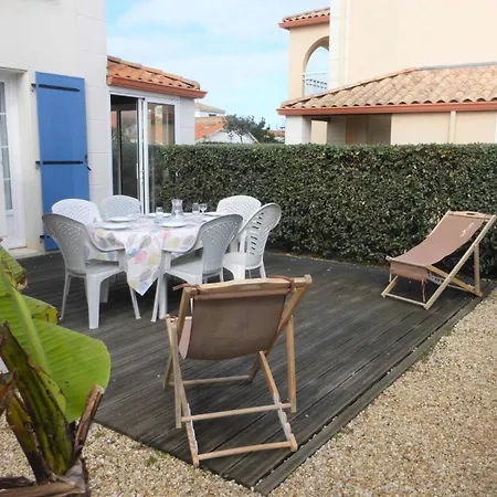 ヴィラ Br020-060 4 Pieces 6 Couchages Sur *