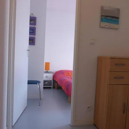 Br020-060 4 Pieces 6 Couchages Sur *