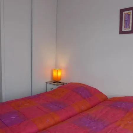 ヴィラ Br020-060 4 Pieces 6 Couchages Sur *